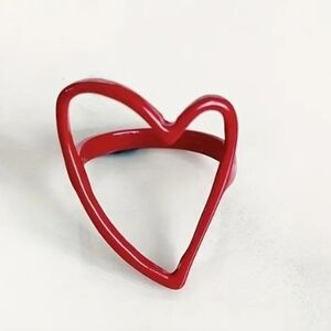 Chic Minimalist Red Heart-Shaped Ring - Zinc Alloy, Perfect for Casual Attire